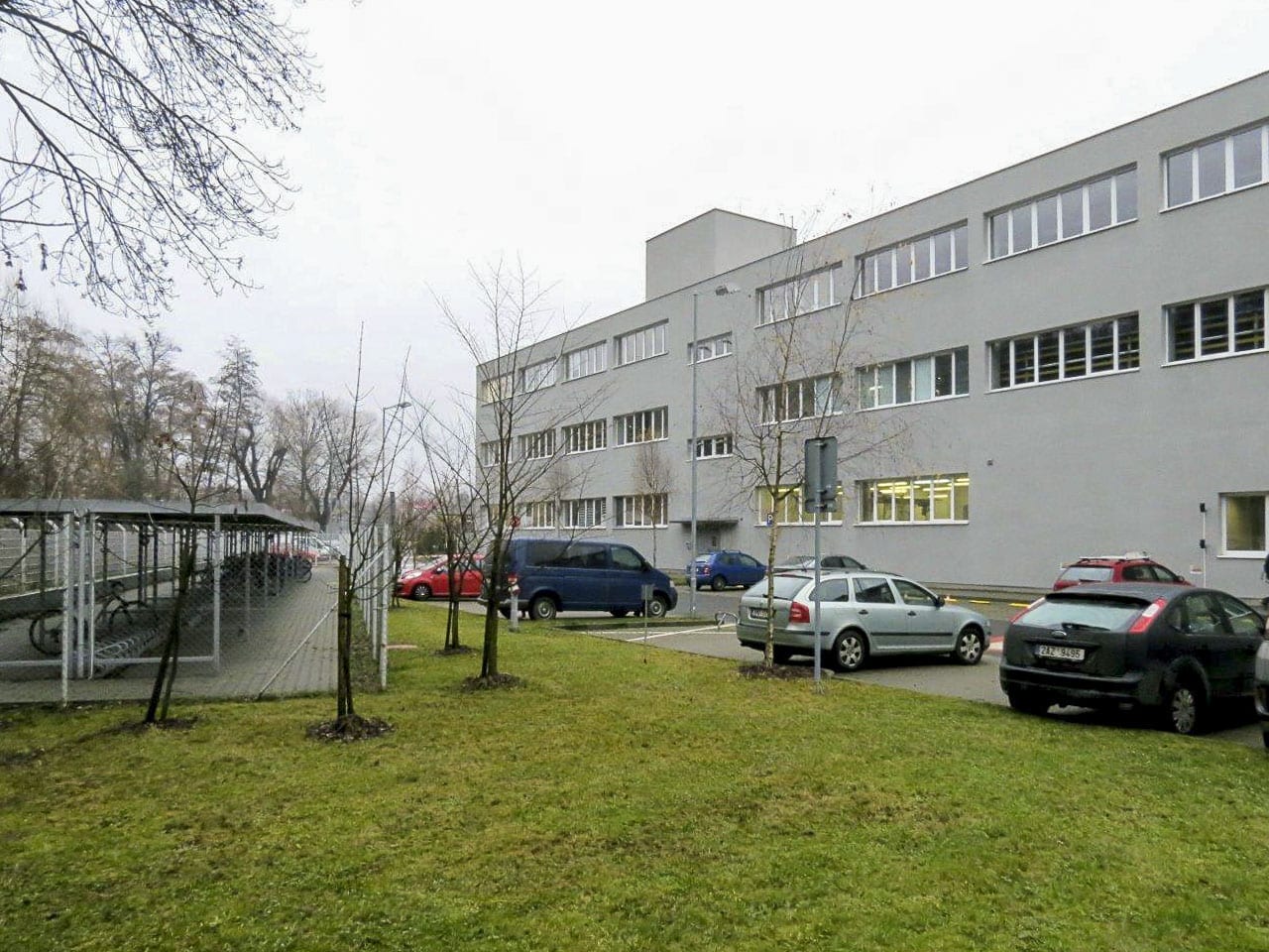 CTPark Hlubočky – sklady a výrobní haly – foto 1