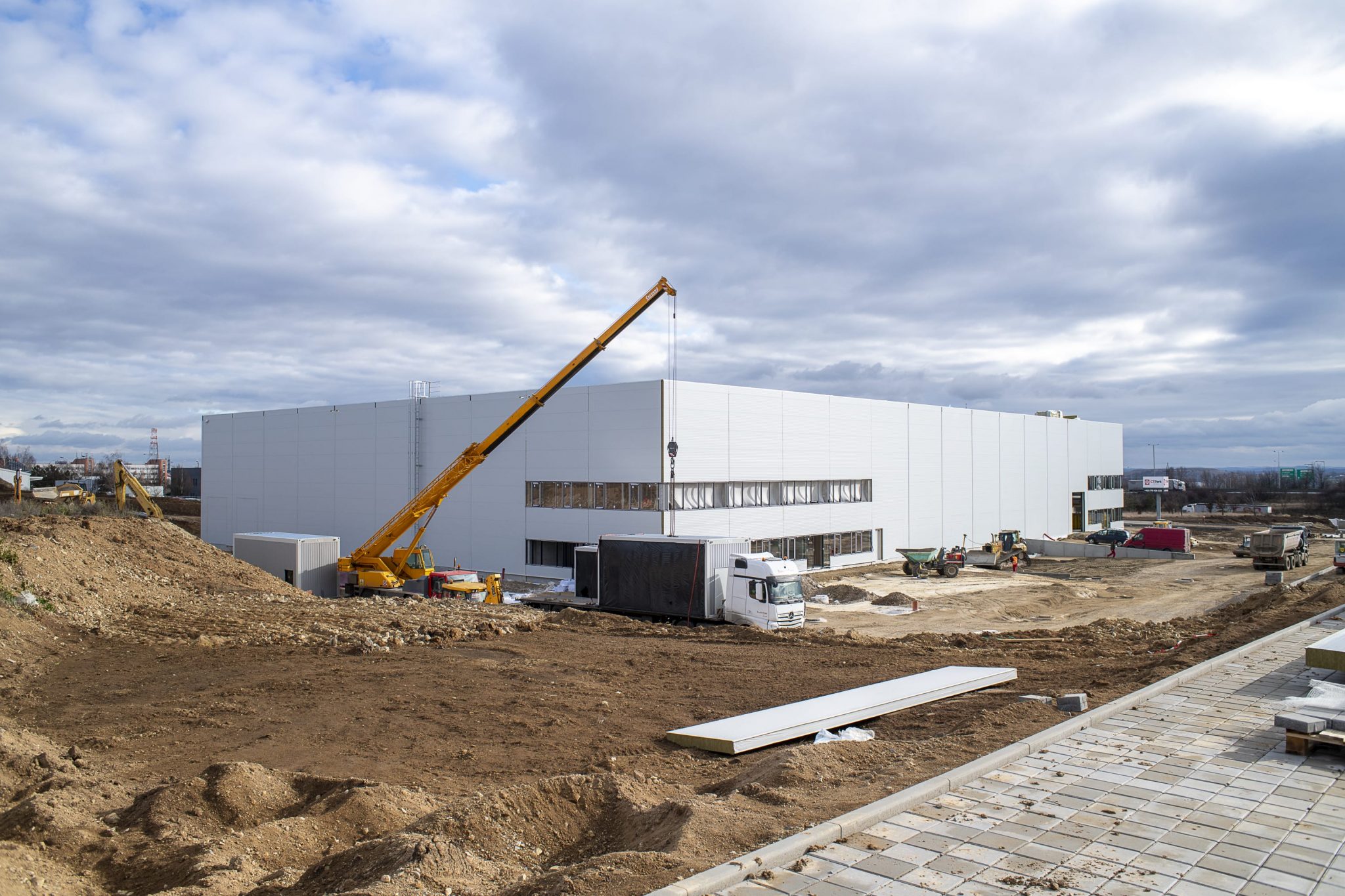 CTPark Prague West – warehouses and production halls for lease, Chrášťany, Chrášťany, Praha-Západ – photo 1