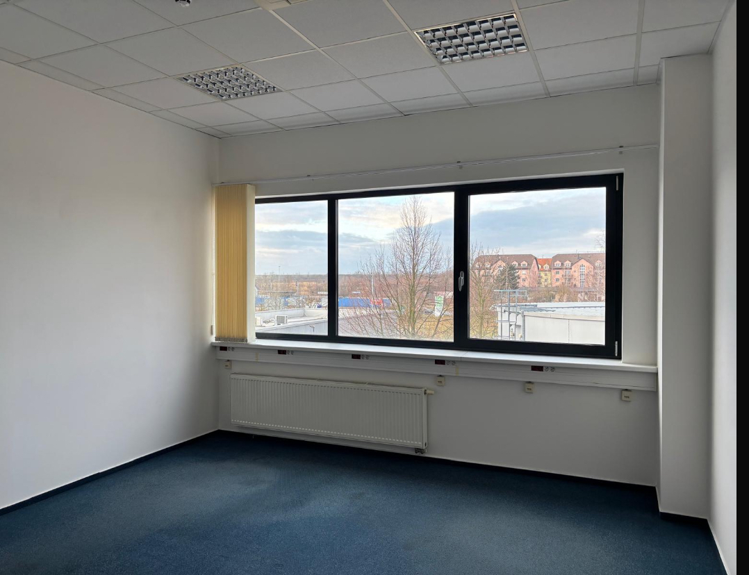 Amesbury Business Park Prague, Chrastany, Chrášťany – photo 12