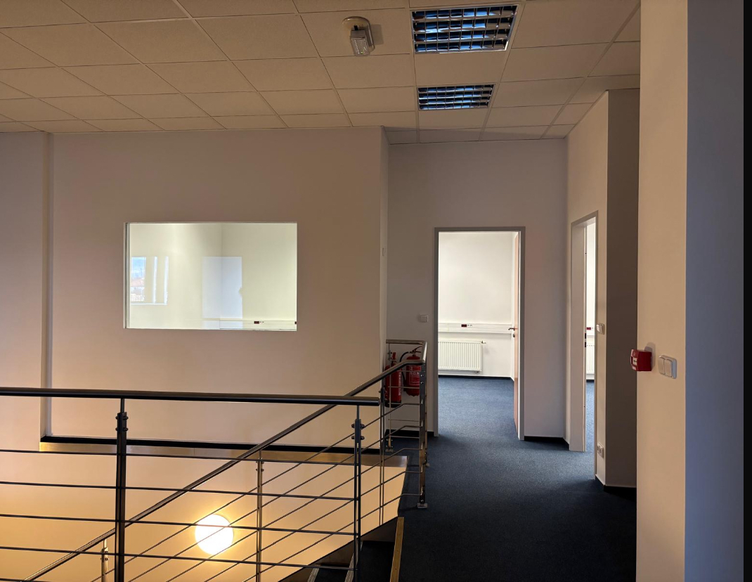 Amesbury Business Park Prague, Chrastany, Chrášťany – photo 11