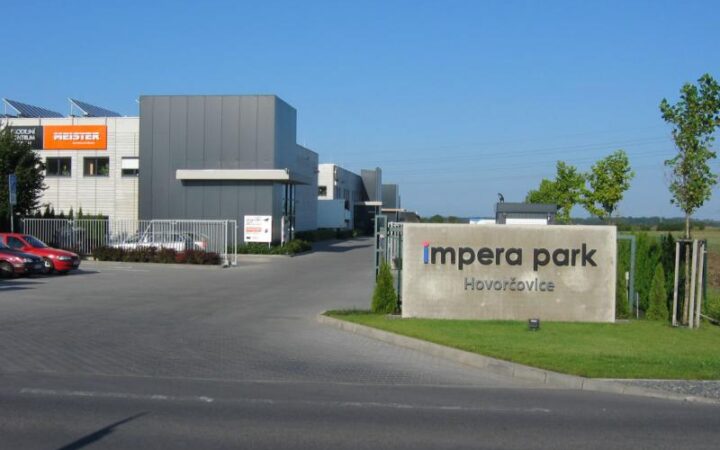 Impera Park Hovorčovice – foto 1