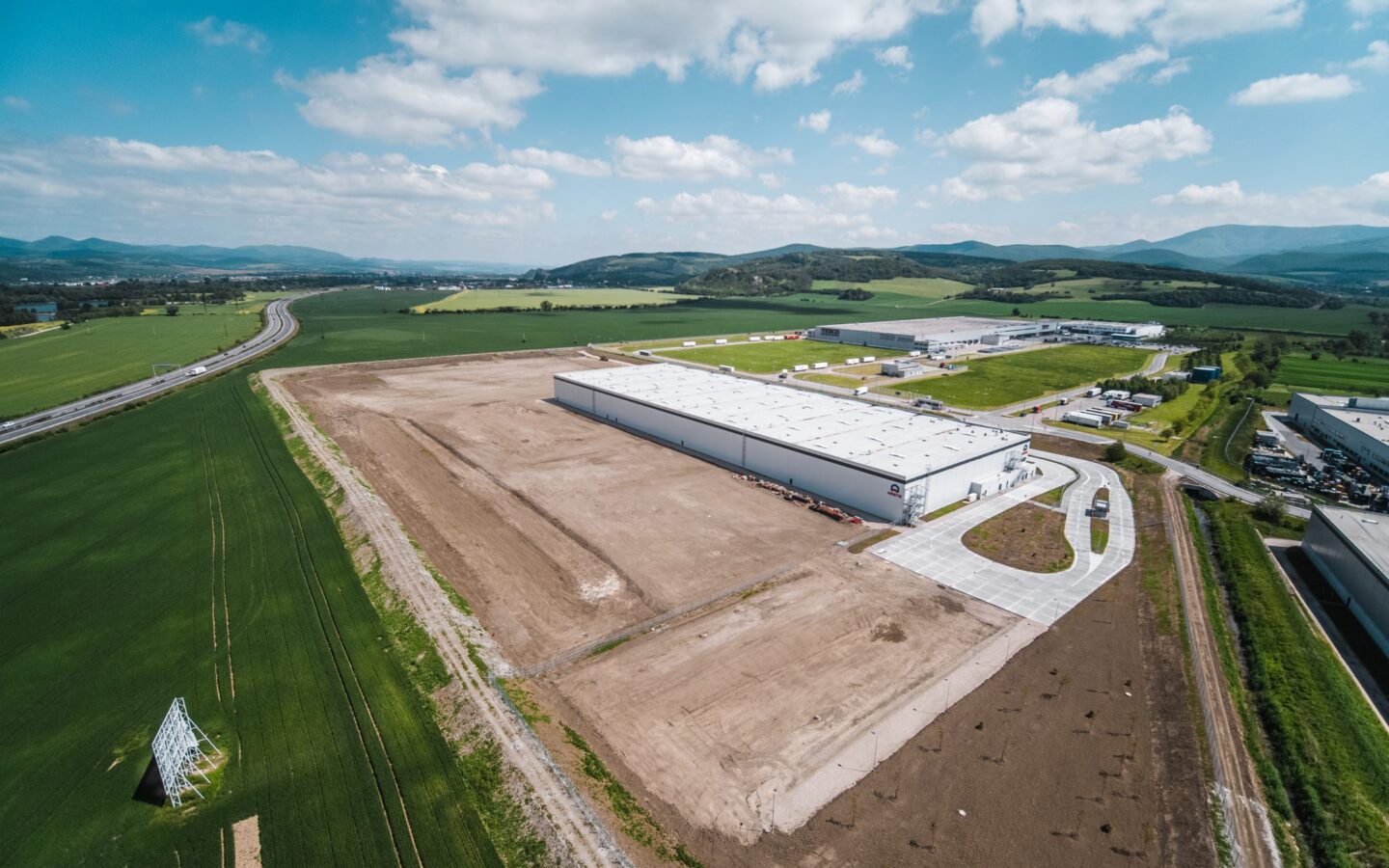 Skladové a výrobní prostory, Nové Mesto nad Váhom – foto 3
