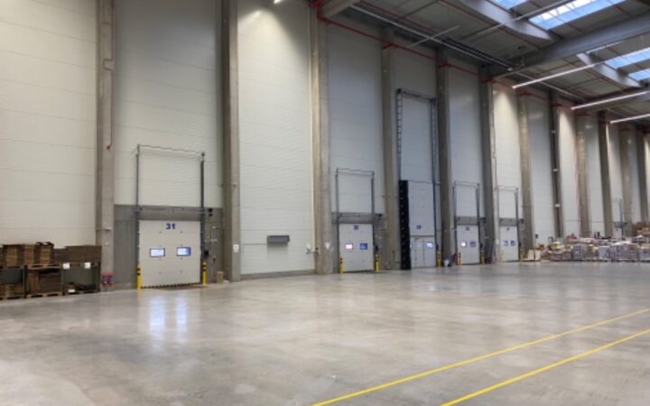 Logistické služby, 9000 paletových míst, Hradec Králové – foto 1