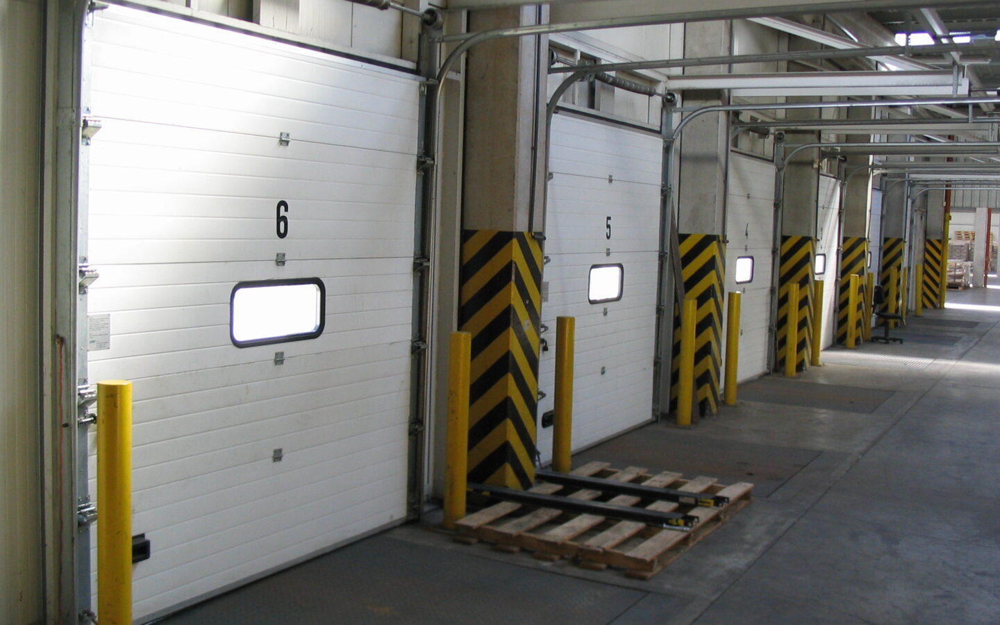 Logistics Service, 4500 pallets places, Černožice – photo 6