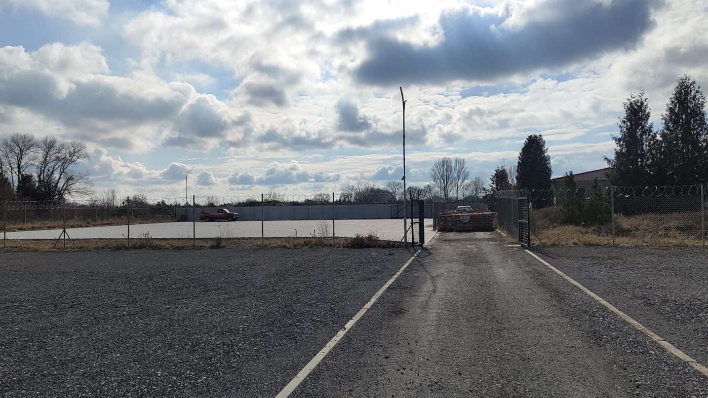 Pronájem skladu a pozemku, Tišice u Neratovic – foto 12